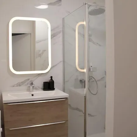 Apartment Centre, 2p, Terrasse, Garage *