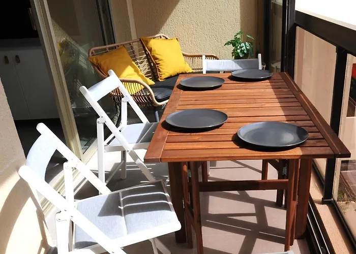 Apartment Centre, 2p, Terrasse, Garage *