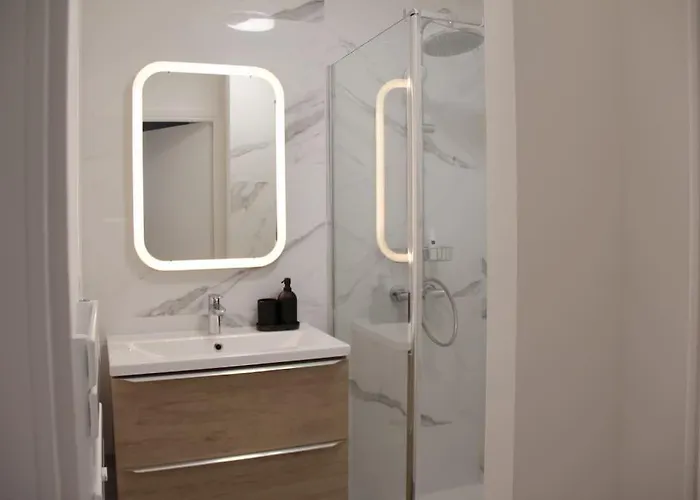 Apartment Centre, 2p, Terrasse, Garage *