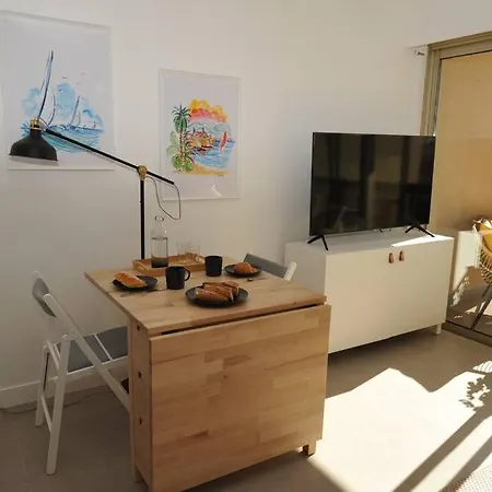 Apartment Centre, 2p, Terrasse, Garage Antibes