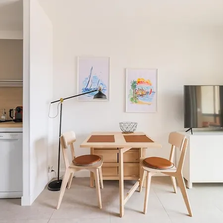 Lumineux T2 Centre Terrasse&garage Privé Appartement Antibes